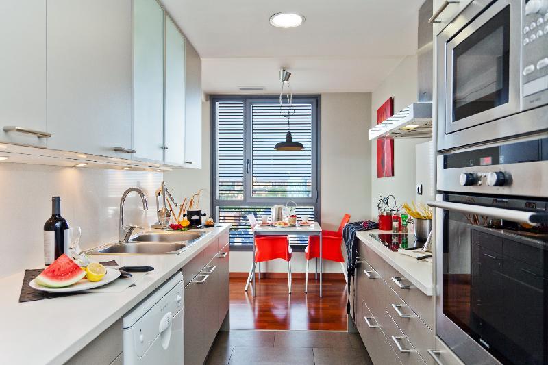 Victoria Diagonal Mar Barcelona Apartment Ngoại thất bức ảnh